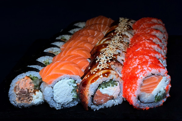 Zestaw Sylwestrowy Mały(TYLKO 31.12)  🍣 32 szt